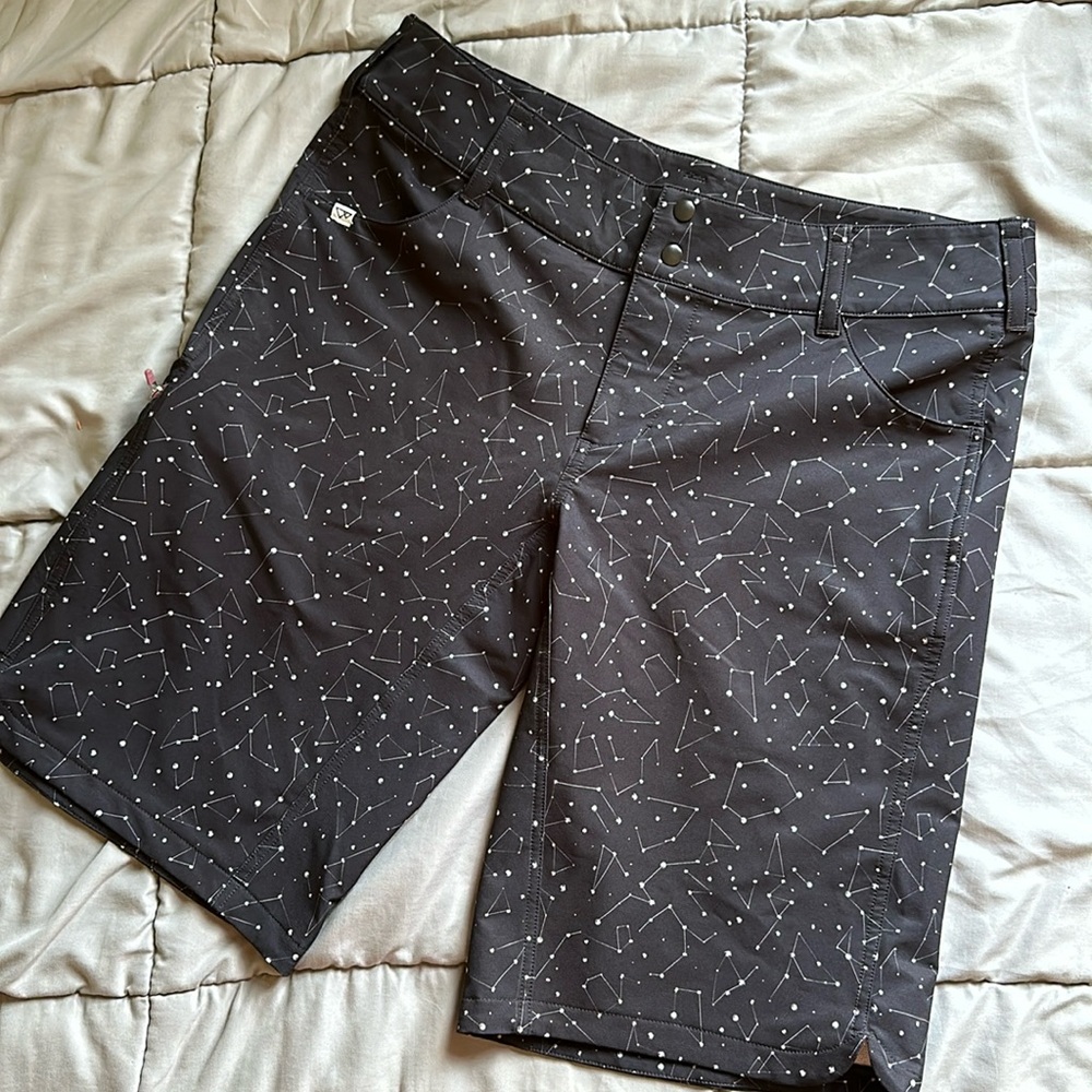 Wild Rye Kaweah Bike Shorts Black with Stars and Constellations Size 12